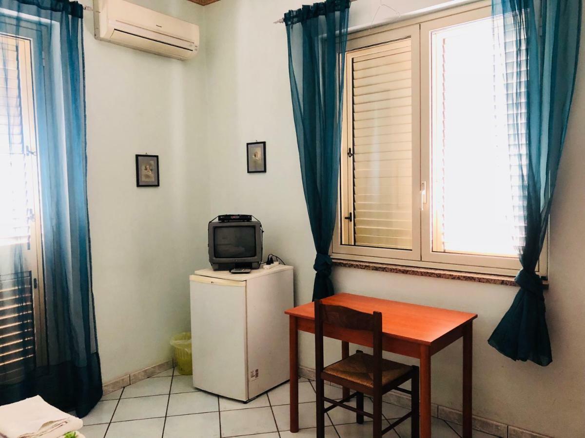 B&B Padre Pio Маскали Экстерьер фото